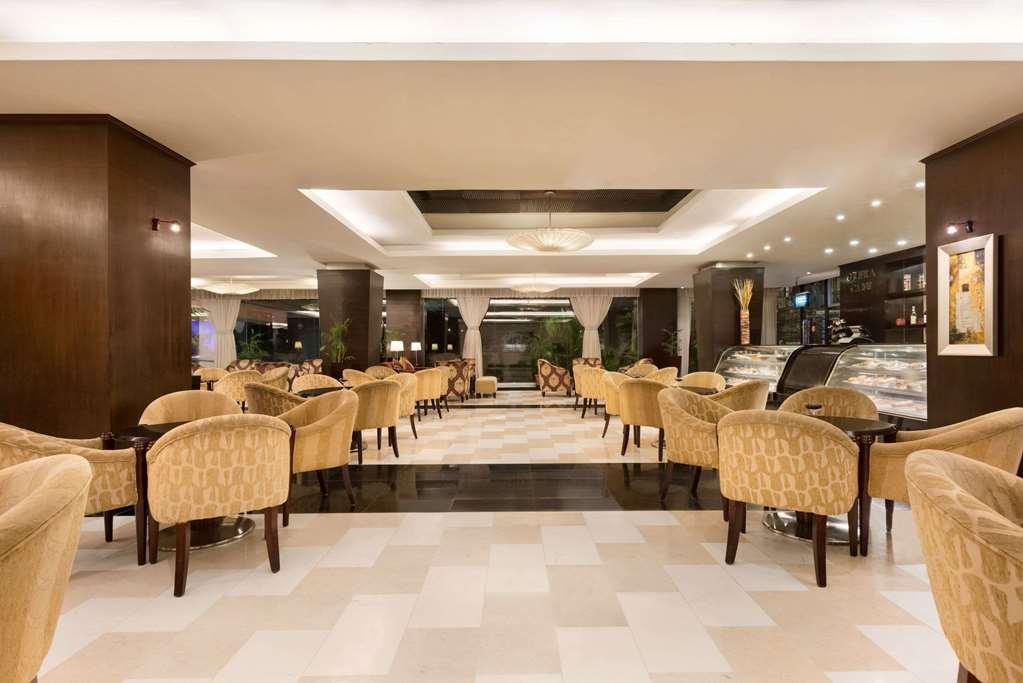 Ramada Plaza by Wyndham Karachi Airport Hotel Fasilitas foto The lobby